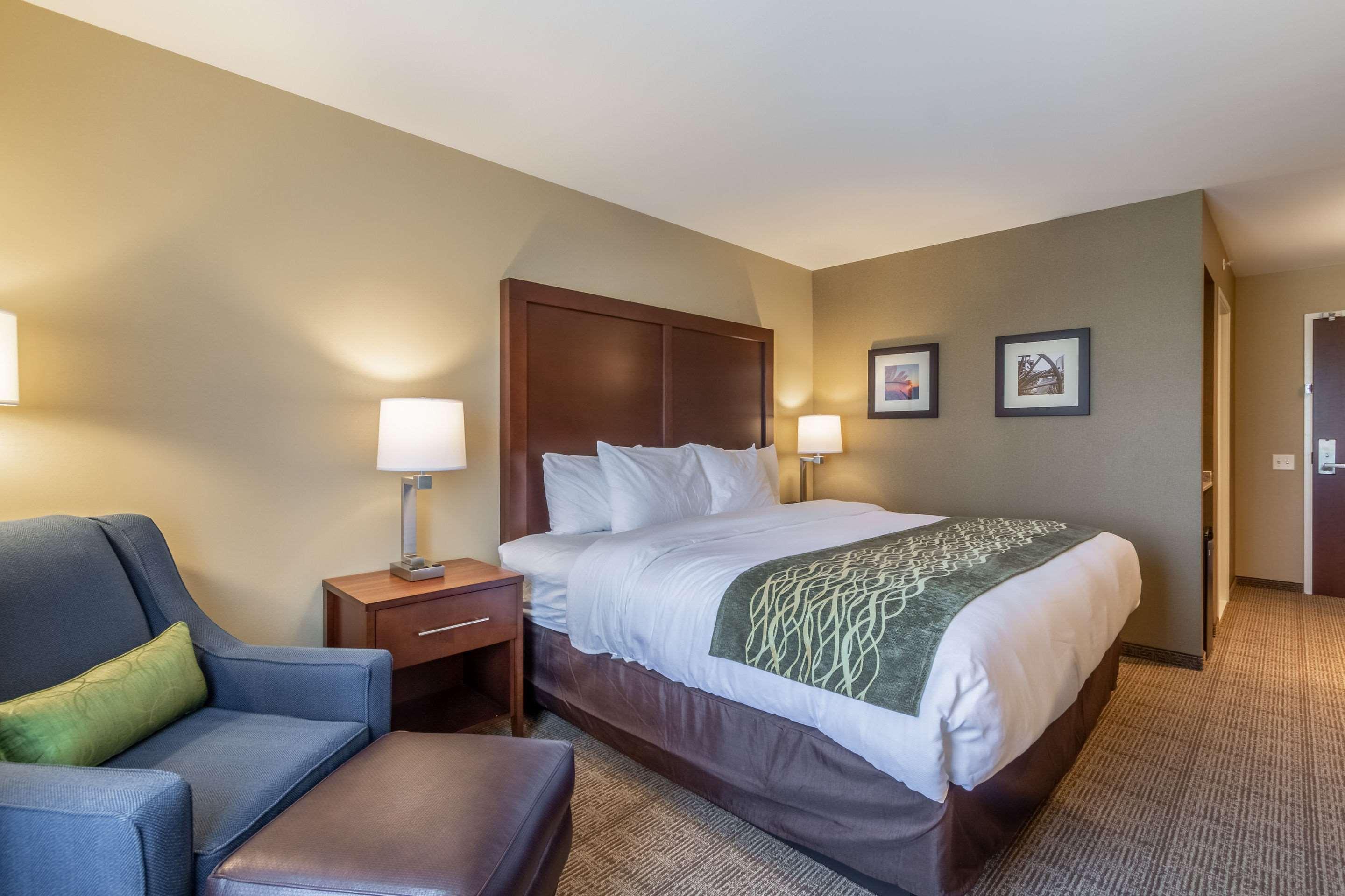 Comfort Inn & Suites - Harrisburg Airport - Hershey South Middletown  Esterno foto