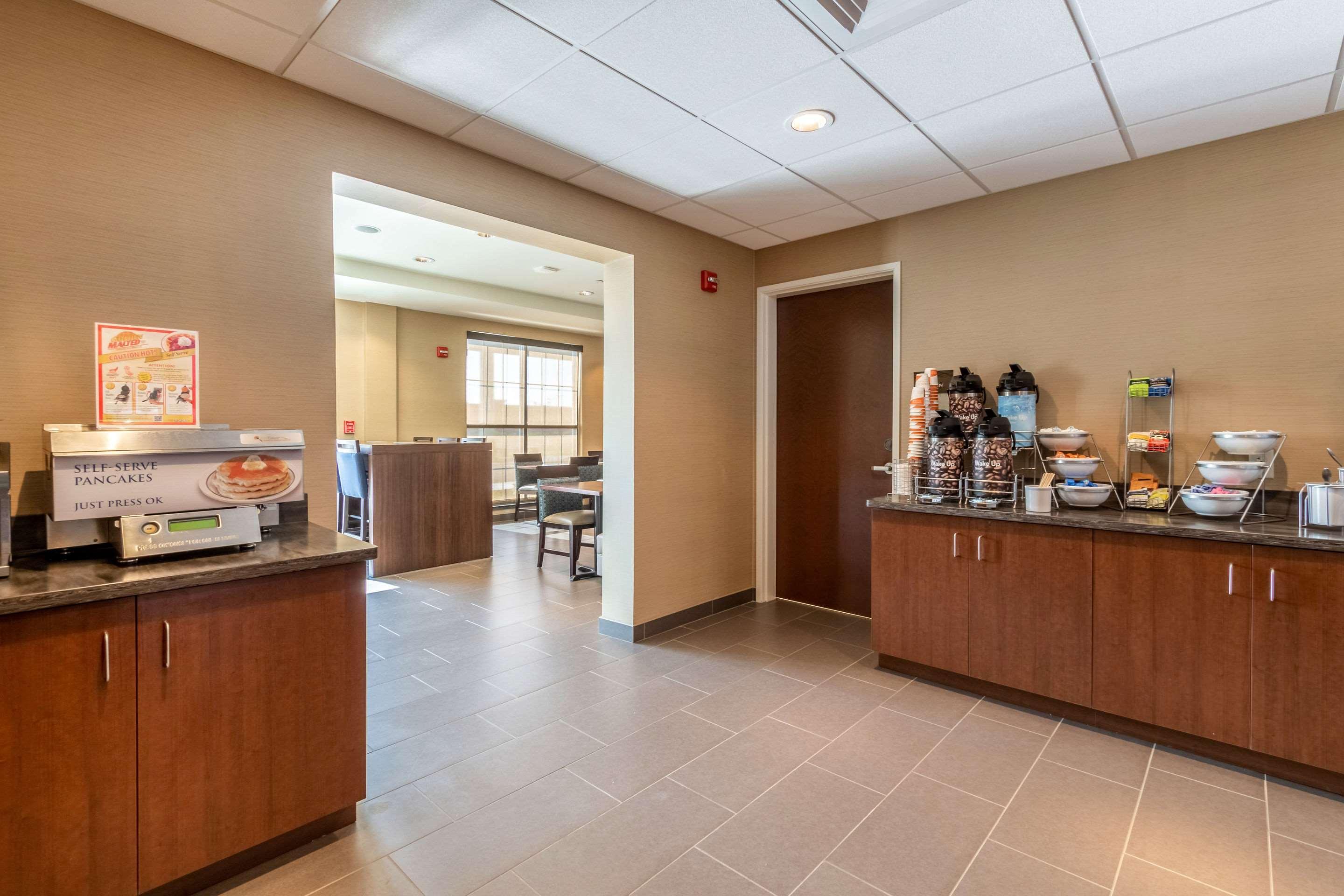 Comfort Inn & Suites - Harrisburg Airport - Hershey South Middletown  Esterno foto
